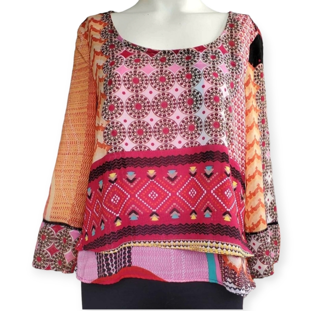 Patrons Of Peace Split Back Longsleeved Geometric Pattern Multicolored Boho Top